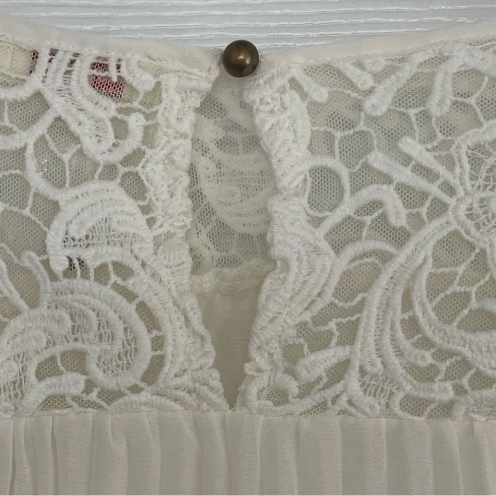 Sundance Cream Lace Pleated Blouse Sz M NWOT - Picture 7 of 8